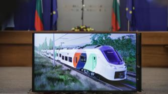 „Хванахме последния влак“: България обновява жп състава си с инвестиция за 1 млрд. лв.