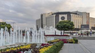 София-столица: много инвестиции и големи заплати, но високи данъци