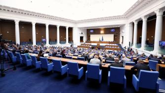 Да запазим въглищата: Депутатите отложиха свободните цени на тока