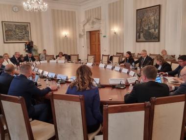 Регионална комисия отхвърли по-ниските комисиони за посредниците в тол системата