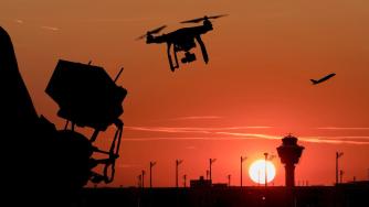 Всички български летища ще бъдат оборудвани с антидрон системи