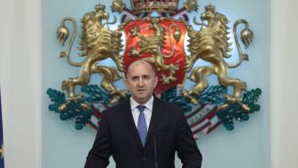 Президентът внася в парламента предложение за референдум за еврото