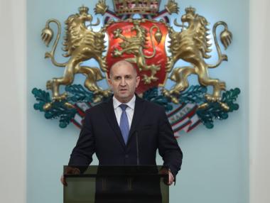 Президентът внесе предложението си за референдум