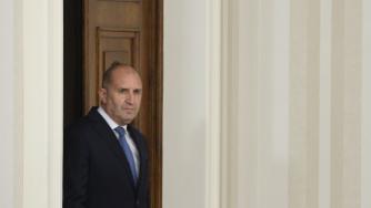 Вечерни новини: Президентът внесе референдума за еврото; Две жалби срещу спрения търг за „Чирен“