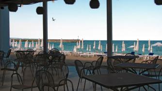 Хотелиерите срещу АПИ: Ремонтите по магистрала „Тракия“ застрашават сезона