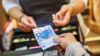 Държавата залага нови мерки срещу спекулата след еврото