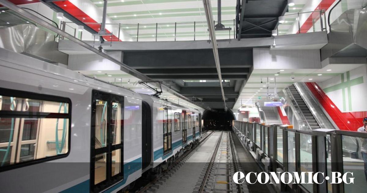 Метрополитен“ ЕАД съобщи, че столичното метро продължава да работи по