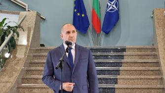 Президентът дава Наталия Киселова на Конституционния съд