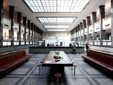 Кредити, вноски и лихви: Ще поскъпнат ли заемите след еврото?