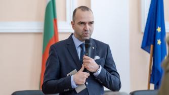 Интервю | Индустриалната зона край Гюешево е „спасителният пояс“ за Кюстендил