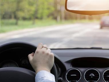 Брюксел готви дигитална регистрация и по-лесно преместване на коли в чужбина