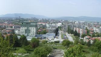 Област Търговище: ниски данъци; слабо образование и застаряващо население