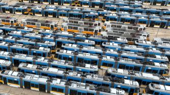 Наземният градски транспорт в София ще работи във вторник