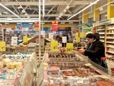 След въвеждането на еврото: Какво се случи с цените в други държави? (Графика)