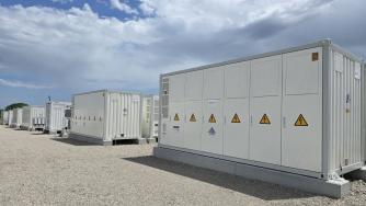 Вечерни новини: В Ловеч заработи най-голямата батерия в ЕС; Повечето българи са за еврото