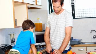 Защо парите и властта влияят на мъжкото самочувствие