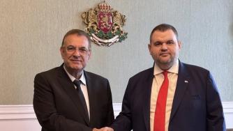 ДПС се обединява: Пеевски остава единствен председател