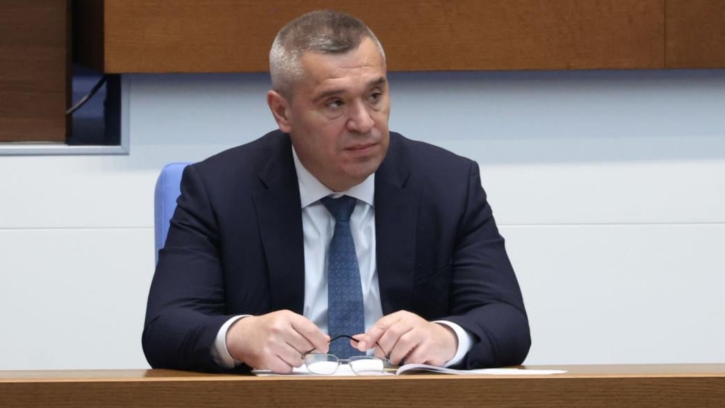 Държавните хранителни магазини си намериха сгради
