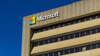 След като уволни 6000 души: Вълната от съкращения в Microsoft продължава