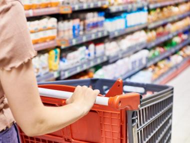 Вечерни новини: Къде ще са държавните хранителни магазини; Паркирането в София може да поскъпне