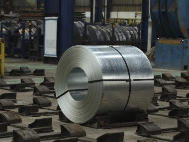 Тръмп задейства 50-процентните мита за стоманата и алуминия