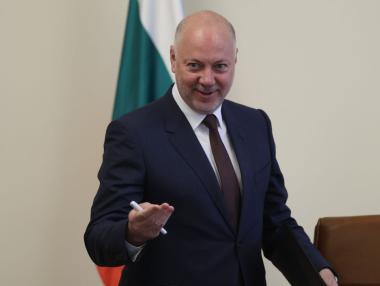 Регулаторите вече тръгнаха на проверки за спекула по магазините