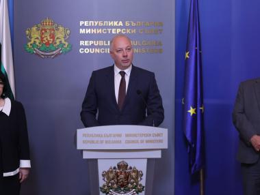 „Друга орбита“: Кабинетът обеща по-добри дни за България с еврото