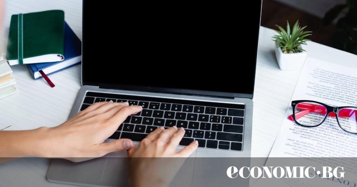 Работещите на трудов договор вече могат да проверяват какъв е