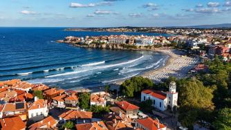 „Водещо е качеството“: Ще доведе ли еврото повече чуждестранни туристи в България?