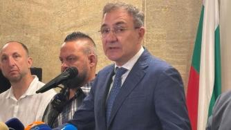 Еднодневните договори вече няма да изискват лична карта