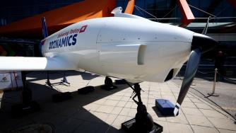 Промяна в плановете: Dronamics ще стартира търговските полети от България