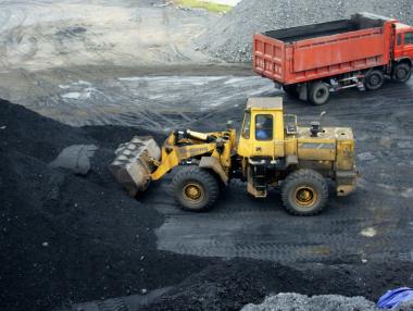 МС удължава концесионните договори за добив на подземни богатства