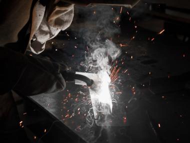 Българската индустрия записа нов отрицателен рекорд