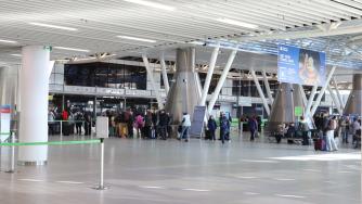 Държавата ще си иска концесионните такси за Летище София от 2026 г.