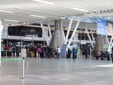 Държавата ще си иска концесионните такси за Летище София от 2026 г.