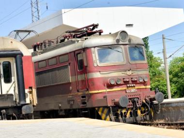 Синдикатите се обявиха против разделянето на пътническите превози в БДЖ на регионални лотове