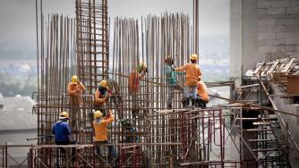 От Узбекистан до Непал: Скок на чуждестранните работници в България