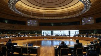 Новините от седмицата: България още по-близо до еврозоната; НАП се оплете в спекула