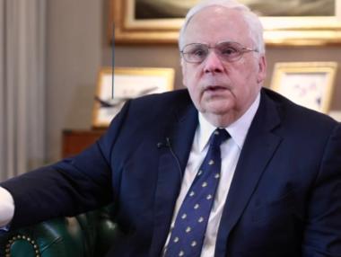 Фред Смит, който направи революция при куриерските услуги