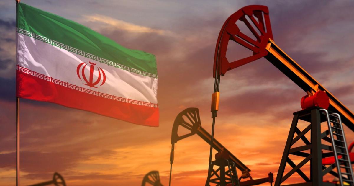 Цените на петрола паднаха рязко до най-ниските си нива от