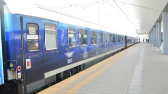 Караджов обеща това лято климатиците във влаковете на БДЖ да работят