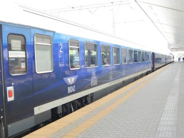 Караджов обеща това лято климатиците във влаковете на БДЖ да работят