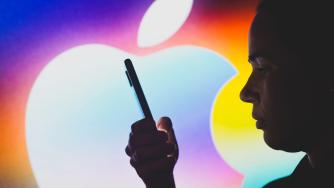 Apple променя правилата и таксите в App Store за ЕС