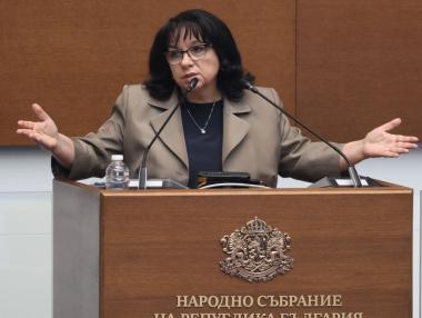 Финансовото министерство е отворено към идеята за субсидии за електромобили