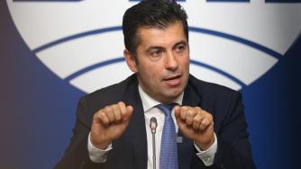 Кирил Петков все пак подаде оставка като депутат