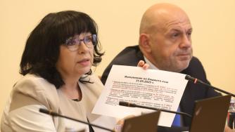 Петкова: Мерките за повече приходи в бюджета тепърва ще действат