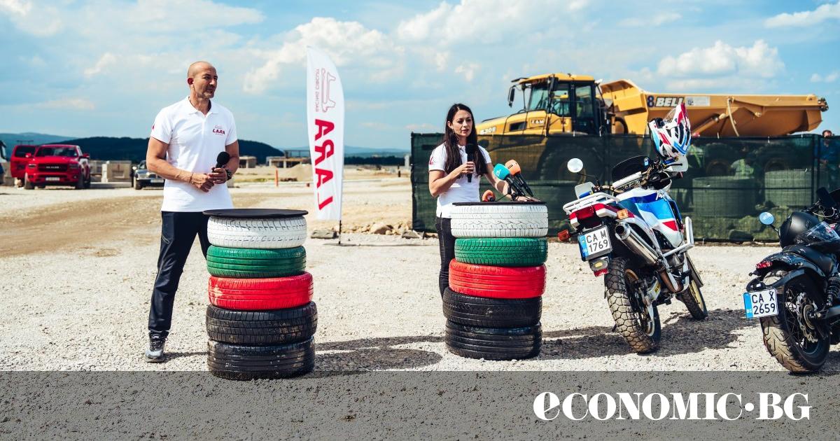 Само 3 месеца и 12 дни след разрешението за строеж,