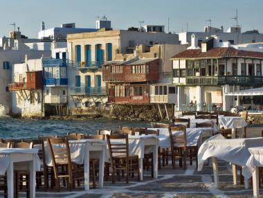 Гърция въвежда нова такса за най-популярните си острови