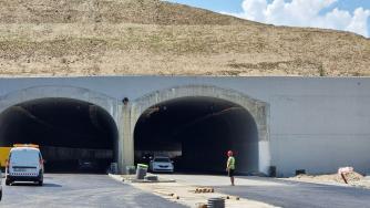 Отсечката Мездра – Ботевград е частично отворена за движение