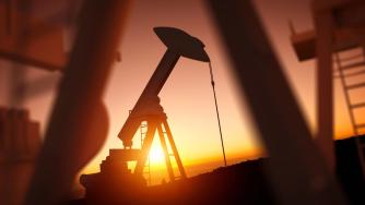 Петролът поевтинява след решението на ОПЕК+ за увеличаване на добива